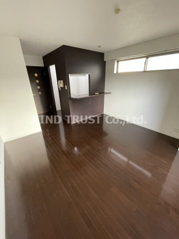 studio-Iの居間・リビング|ゆったりとした居間です