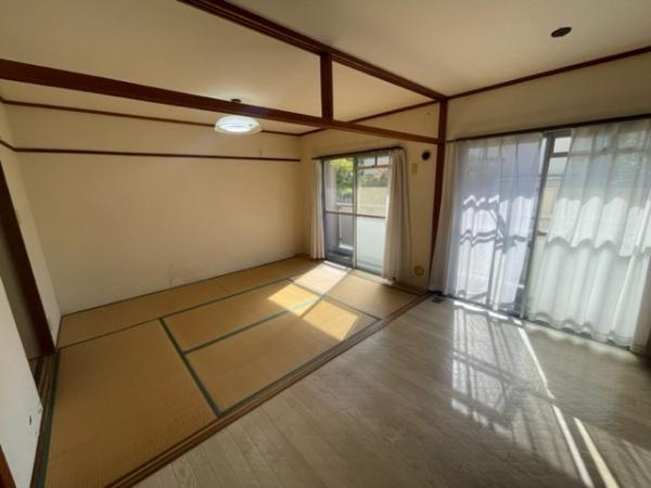 【居間・リビング】 | 釈尊寺第一住宅第12号棟