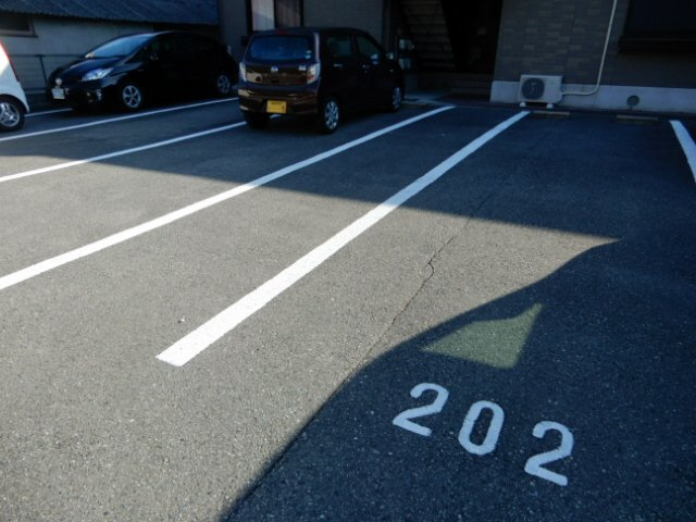 パーム・コートの駐車場