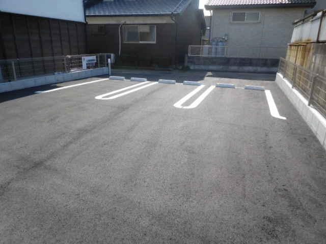 BIO　ＨｏｕｓｅⅡの駐車場