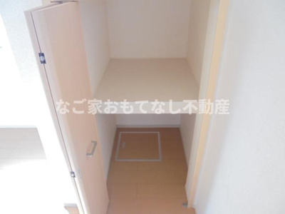 【その他】 | ベルドゥーラ | 同型タイプ