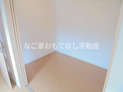 【その他】 | ベルドゥーラ | 同型タイプ