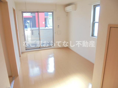 【その他】 | ベルドゥーラ | 同型タイプ