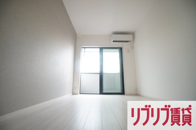 MELDIA東千葉Ⅱの居間・リビング