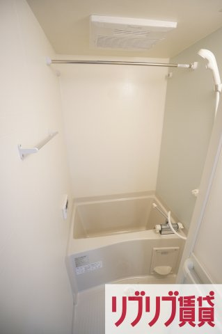 MELDIA東千葉Ⅱの浴室