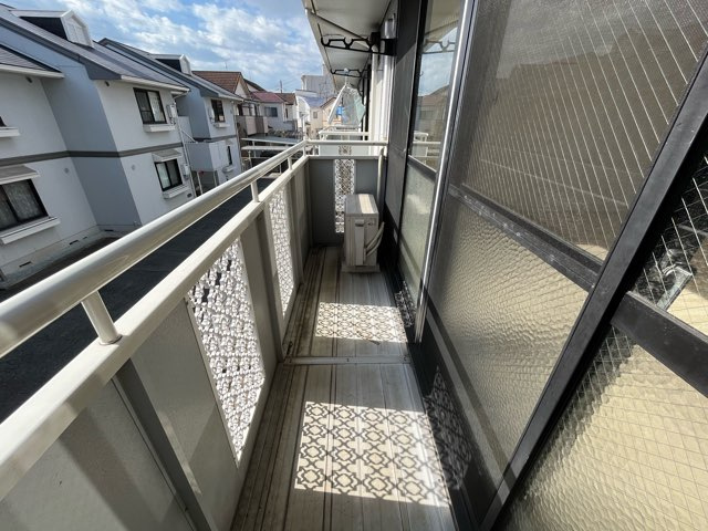 メゾン堀川　B棟のバルコニー