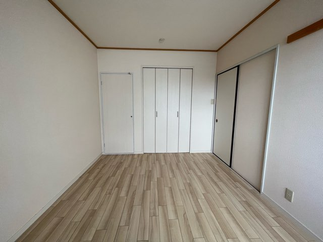 メゾン堀川　B棟の洋室