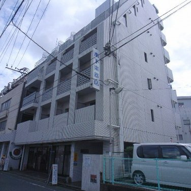 新生マンション天神　7階の外観