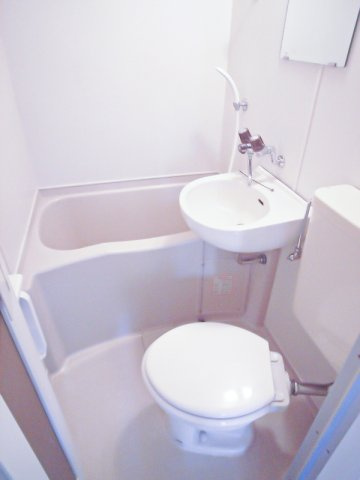 新生マンション天神　7階の浴室|別号室のものになります。現状優先。