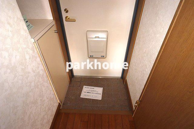 レジデンス山手の玄関|落ち着いた玄関です