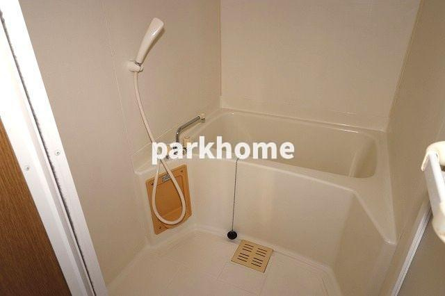 レジデンス山手の浴室|きれいなお風呂です