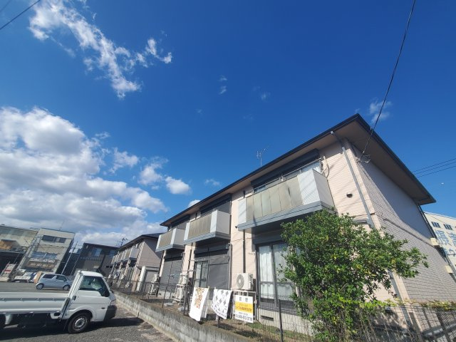コンフォート岩槻の外観|★ペット相談★エアコン★温水洗浄便座★光ファイバー★追焚★