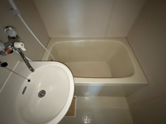 ロイヤルハイツⅡの浴室