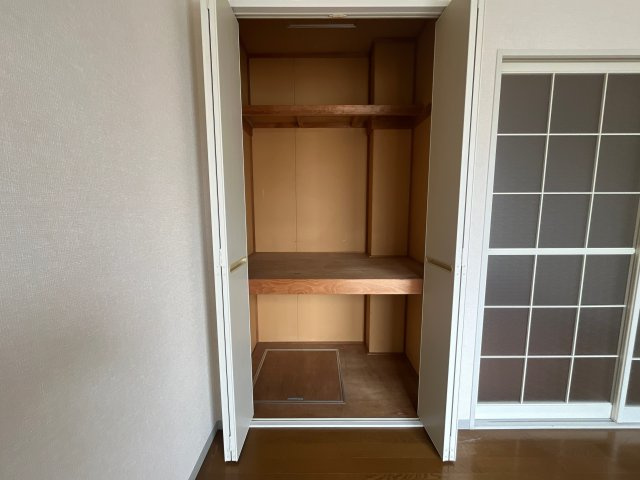 ロイヤルハイツⅡの収納