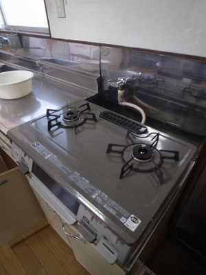 【キッチン】 | 亀井町平野貸家 | お料理のはかどる2口コンロ