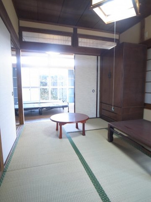 【和室】 | 亀井町平野貸家 | 温もりある和室6帖☆