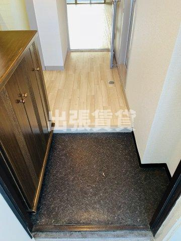 仲介手数料0円！泉グランドビルの玄関