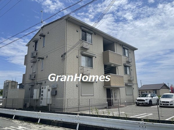 アーバンハイツ川田の外観