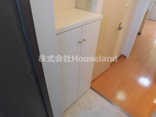 シャルマンフジ和歌山駅前の玄関