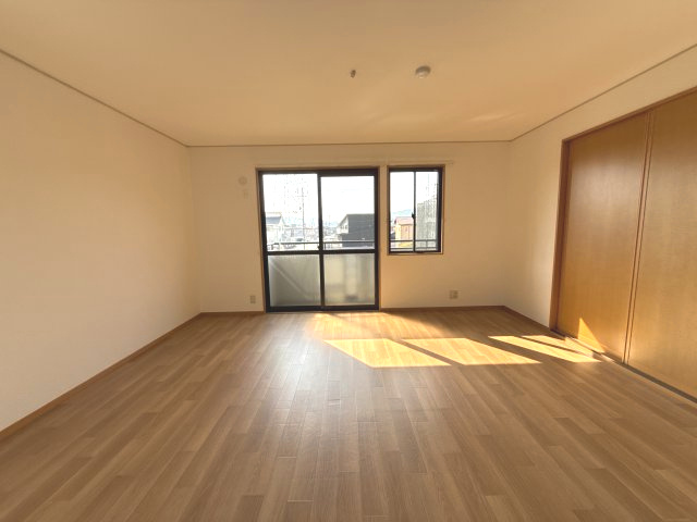 カームフォレストの居間・リビング