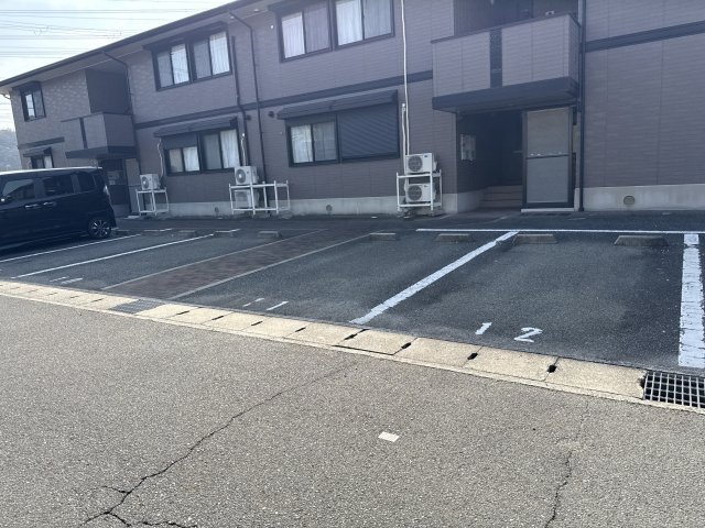 カームフォレストの駐車場