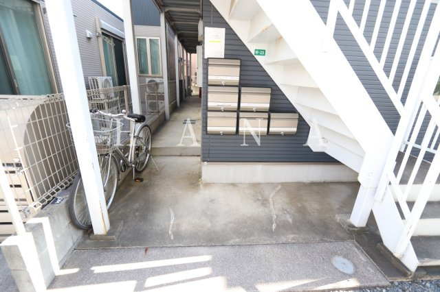 Ｈｙｕ－ｇａグランドパレス国分寺２号館のエントランス