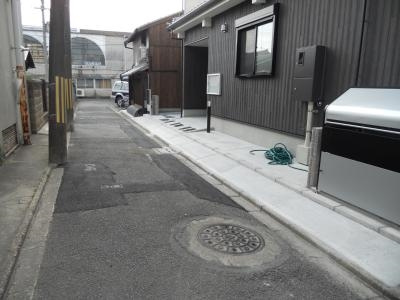 PATIO de.二条城（パティオデ二条城）の周辺|前面道路