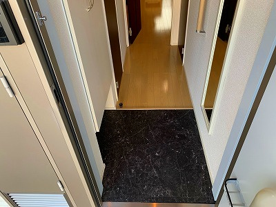 ミランダブランカの玄関