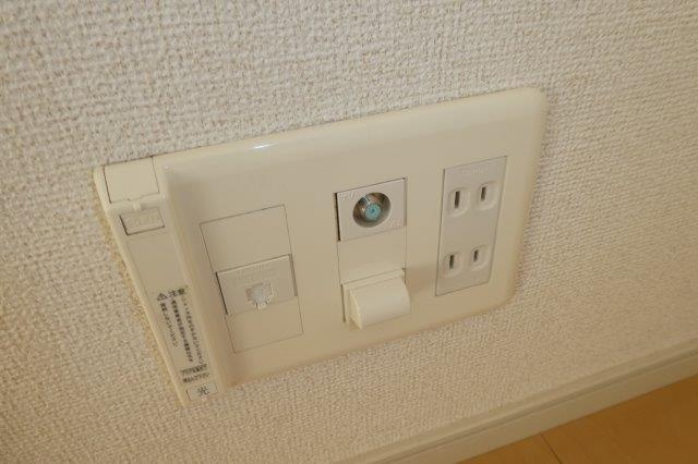 サンメゾンＭ・ＫⅡの設備|ＴＶジャック・電話モジュラー