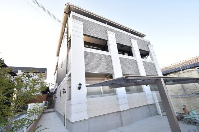 レジデンス東向日