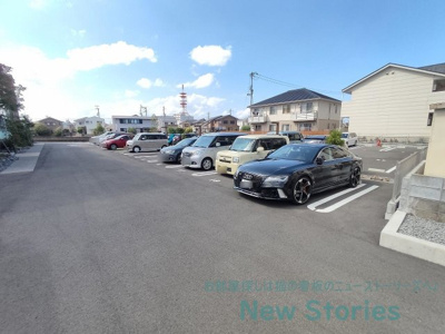 【駐車場】 | BEREO蔵本元町 | 駐車場に車を止められます