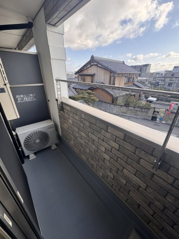レジデンス東向日のバルコニー|参考写真