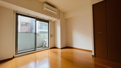 【居間・リビング】 | リーガル京町堀II