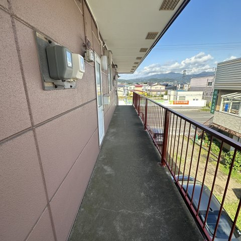 ハイツラポートAのロビー