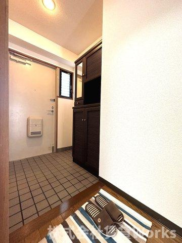 シティAZUMAの玄関