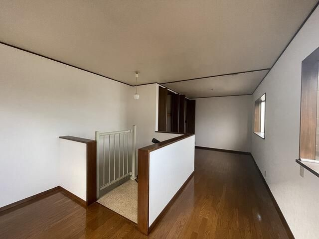 カームハウスの内装