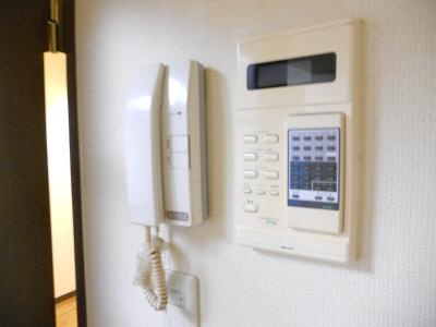 エリーフラッツ西京極のセキュリティ|インターホン