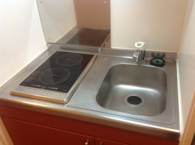 レオパレスタツキの設備|電気コンロ2口