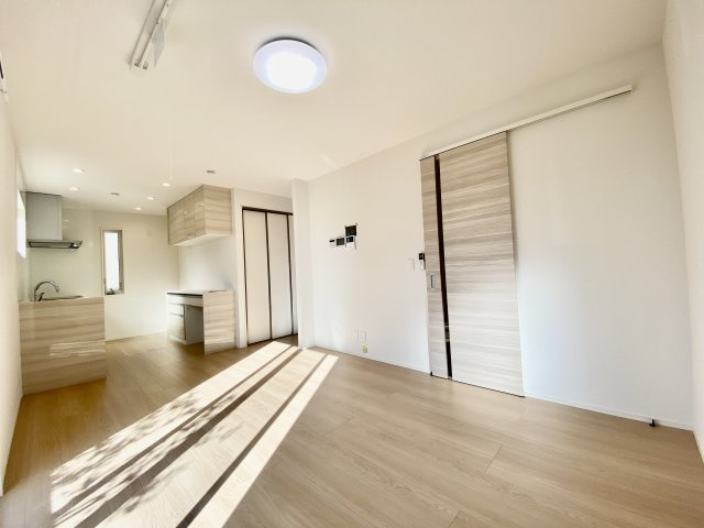 【居間・リビング】 | メゾネット岩橋Ⅱ