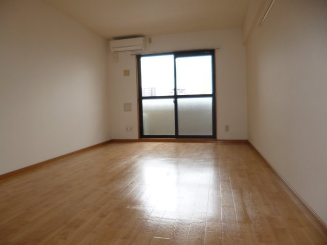 ＪＲＢハイツ倉敷駅前の洋室