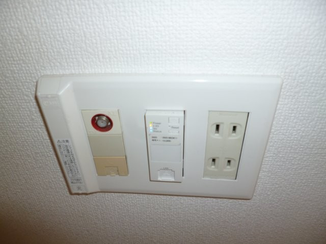ＪＲＢハイツ倉敷駅前の設備|ＴＶジャック・電話モジュラー