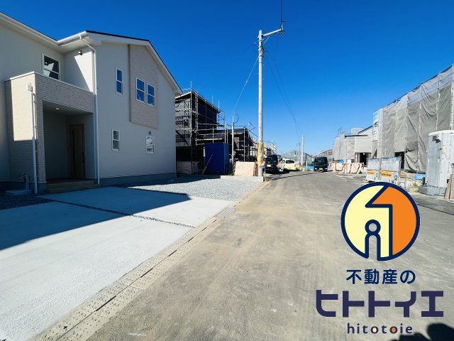 よかタウン室岡2期の前面道路含む現地写真
