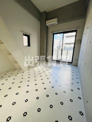 仲介手数料0円！G style 栄東の居間・リビング