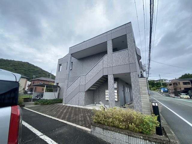 グランディーの外観