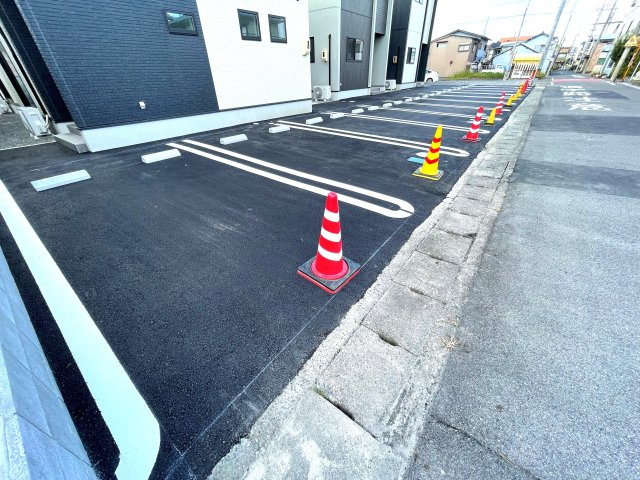 Bird garden美和町の駐車場