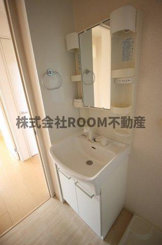 SOHO’S吉尾　A棟の独立洗面台|独立洗面化粧台が付いています