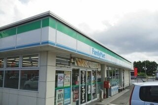 【周辺】 | シェルト　ストーリア・Ⅰ | ファミリーマート香取山之辺店まで1800m