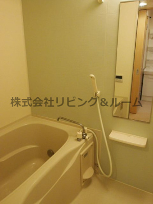 【浴室】 | シェルト　ストーリア・Ⅰ | 反転となります。