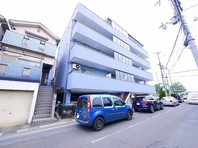 グランディービル奈良道の外観