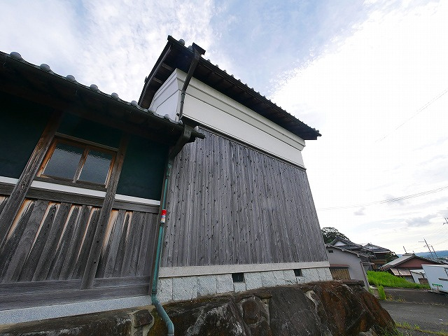 八島町貸家の外観